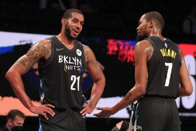 1636631108616025328.jpg LaMarcus-Aldridge-210909-scaled-e1631189019111-1024x683.jpg